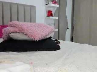 Queen-antonella-oficial  live sex cam