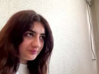 Elenoralapeyrouse  live sex cam