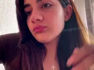 Elenoralapeyrouse  live sex cam