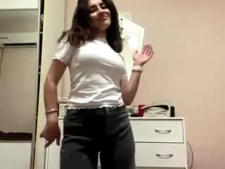 Elenoralapeyrouse  live sex cam