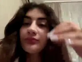 Elenoralapeyrouse  live sex cam