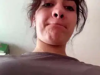 Elenoralapeyrouse  live sex cam