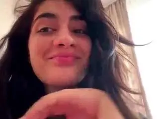 Elenoralapeyrouse  live sex cam