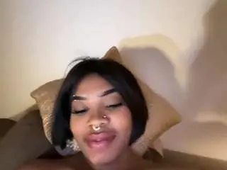 Hopefrench  live sex cam