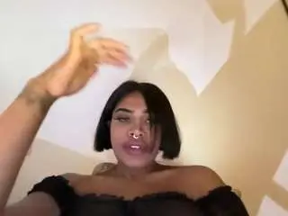 Hopefrench  live sex cam