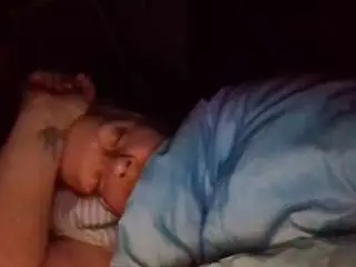 Starlight1983  live sex cam