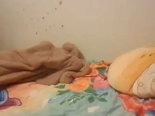 Starlight1983  live sex cam