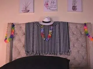 Allissonm  live sex cam