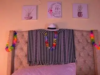 Allissonm  live sex cam