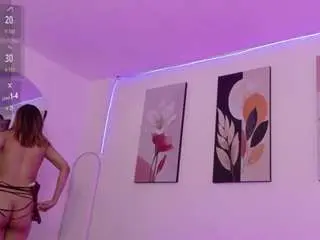 Lily-cooper  live sex cam