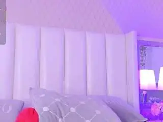 Meredithrossee  live sex cam
