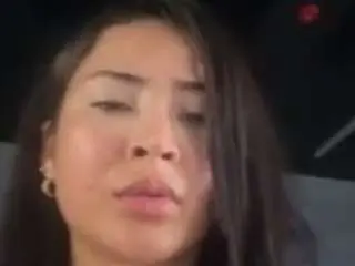 Orenishii  live sex cam