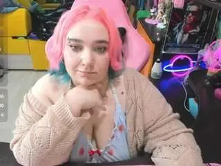 Softie-sofy  live sex cam