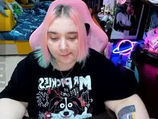 Softie-sofy  live sex cam