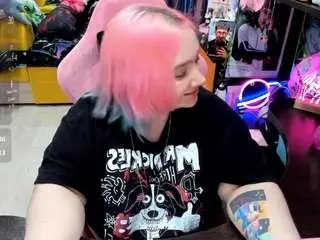 Softie-sofy  live sex cam