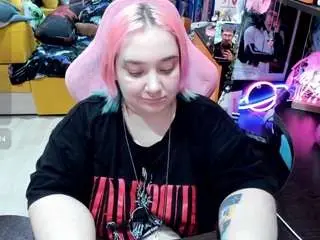 Softie-sofy  live sex cam