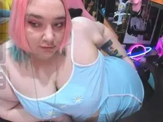 Softie-sofy  live sex cam