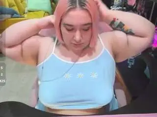 Softie-sofy  live sex cam