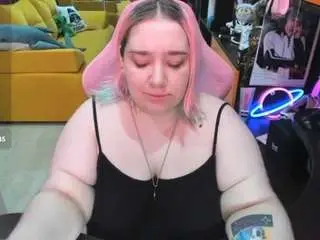 Softie-sofy  live sex cam