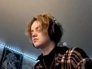 Evitathorsten  live sex cam