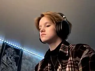 Evitathorsten  live sex cam