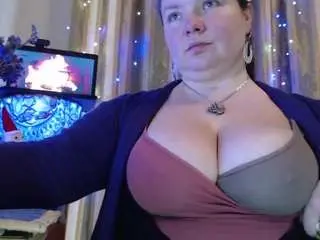 Viplllaravip  live sex cam