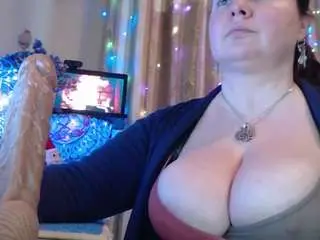 Viplllaravip  live sex cam