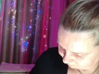 Viplllaravip  live sex cam