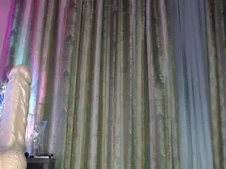 Viplllaravip  live sex cam