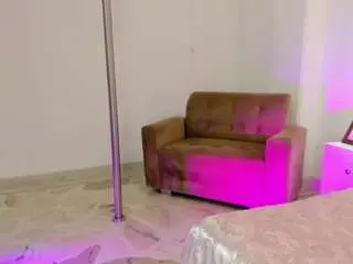 Alessiia-moon  live sex cam