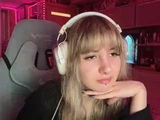 Alycianarine  live sex cam
