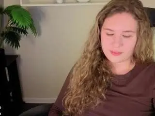 Elsiee-cuttiess  live sex cam