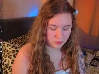Elsiee-cuttiess  live sex cam