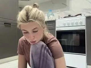 Halliegriffo  live sex cam