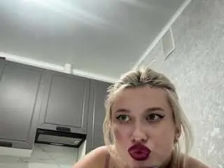 Halliegriffo  live sex cam