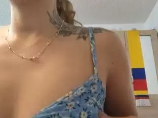 Malusexyy  live sex cam