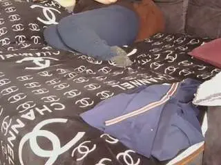 Medjik-lool  live sex cam