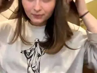 Roxanntools  live sex cam