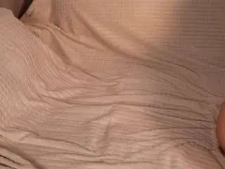 Toygirl666  live sex cam