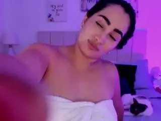 Kim-latinhot  live sex cam