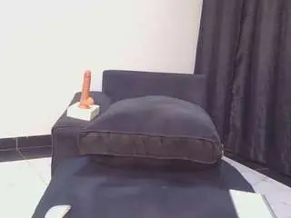 Mysteriousgoddessss  live sex cam