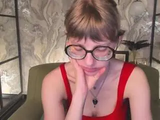 Rubytwinkle  live sex cam