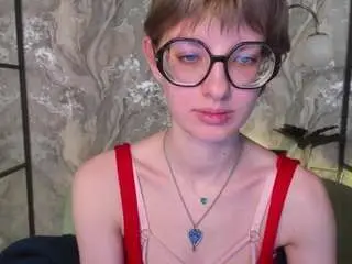 Rubytwinkle  live sex cam