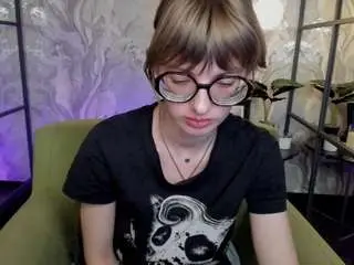 Rubytwinkle  live sex cam