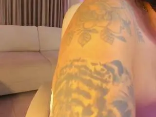Sarah-stone  live sex cam