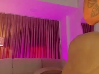 Sarah-stone  live sex cam