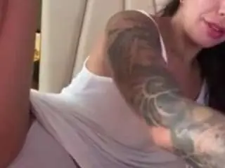 Sarahpeterson  live sex cam