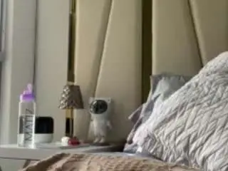 Sarahpeterson  live sex cam