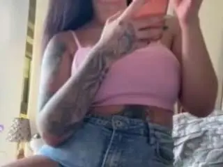 Sarahpeterson  live sex cam