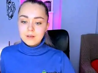 Miss-toxic69  live sex cam